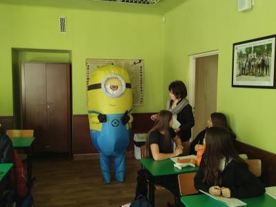 zabawa-przebierz-sie-7